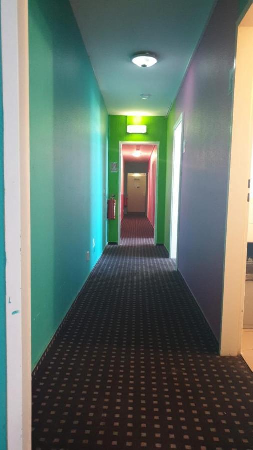 Isas Hostel Берлін Екстер'єр фото