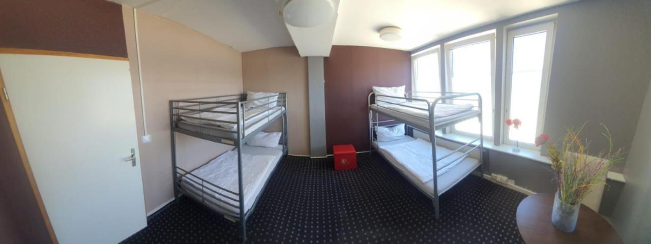 Isas Hostel Берлін Екстер'єр фото