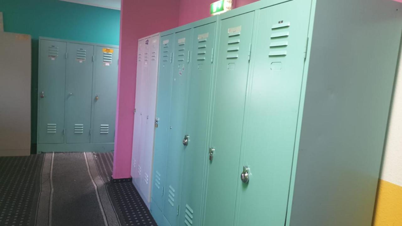Isas Hostel Берлін Екстер'єр фото