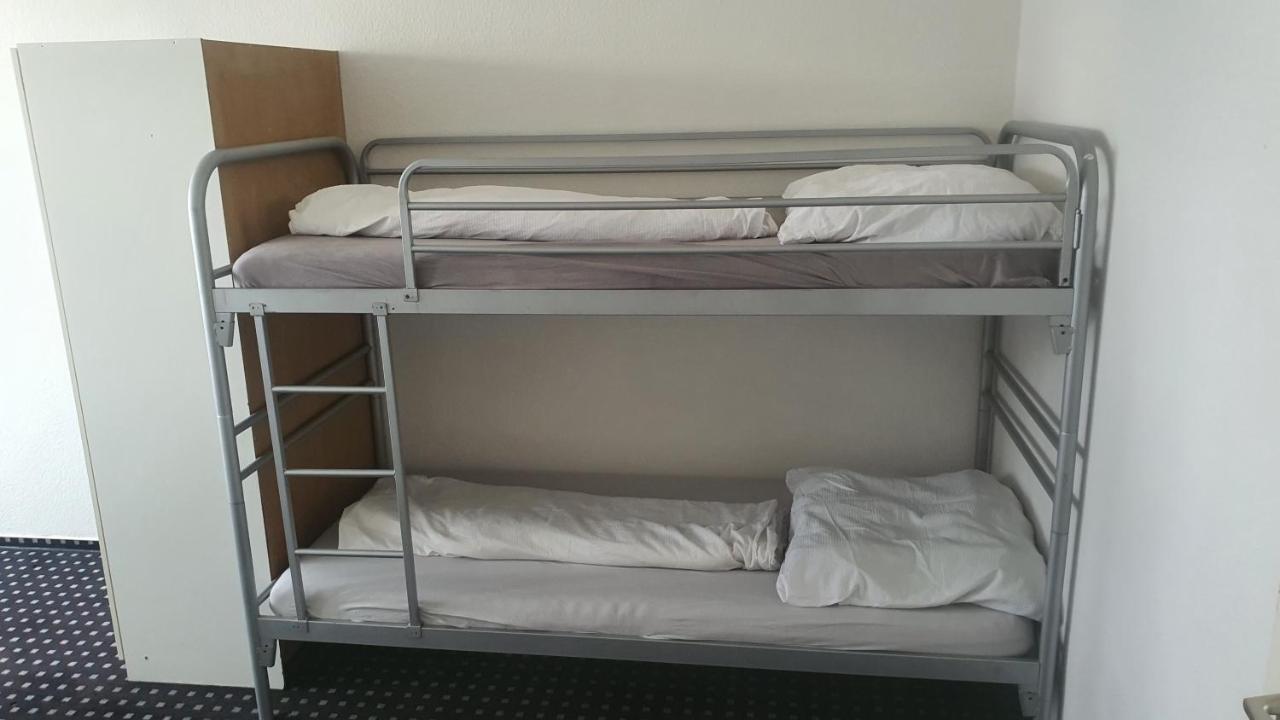 Isas Hostel Берлін Екстер'єр фото