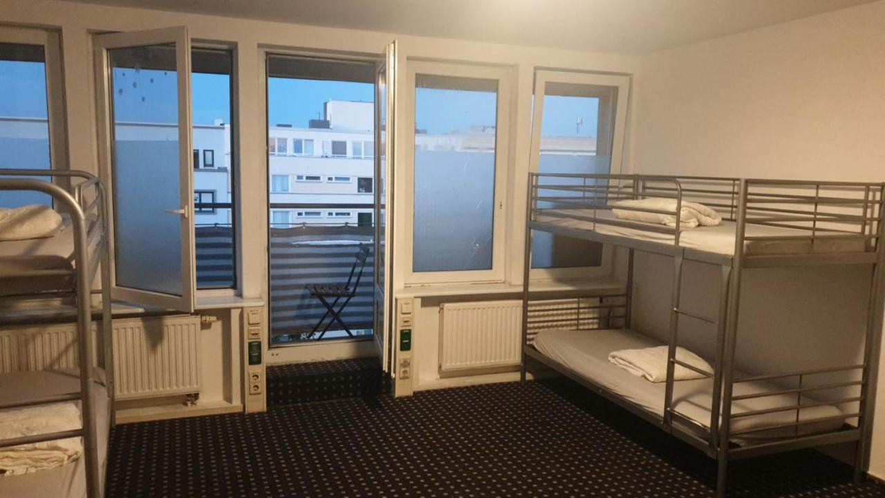 Isas Hostel Берлін Екстер'єр фото