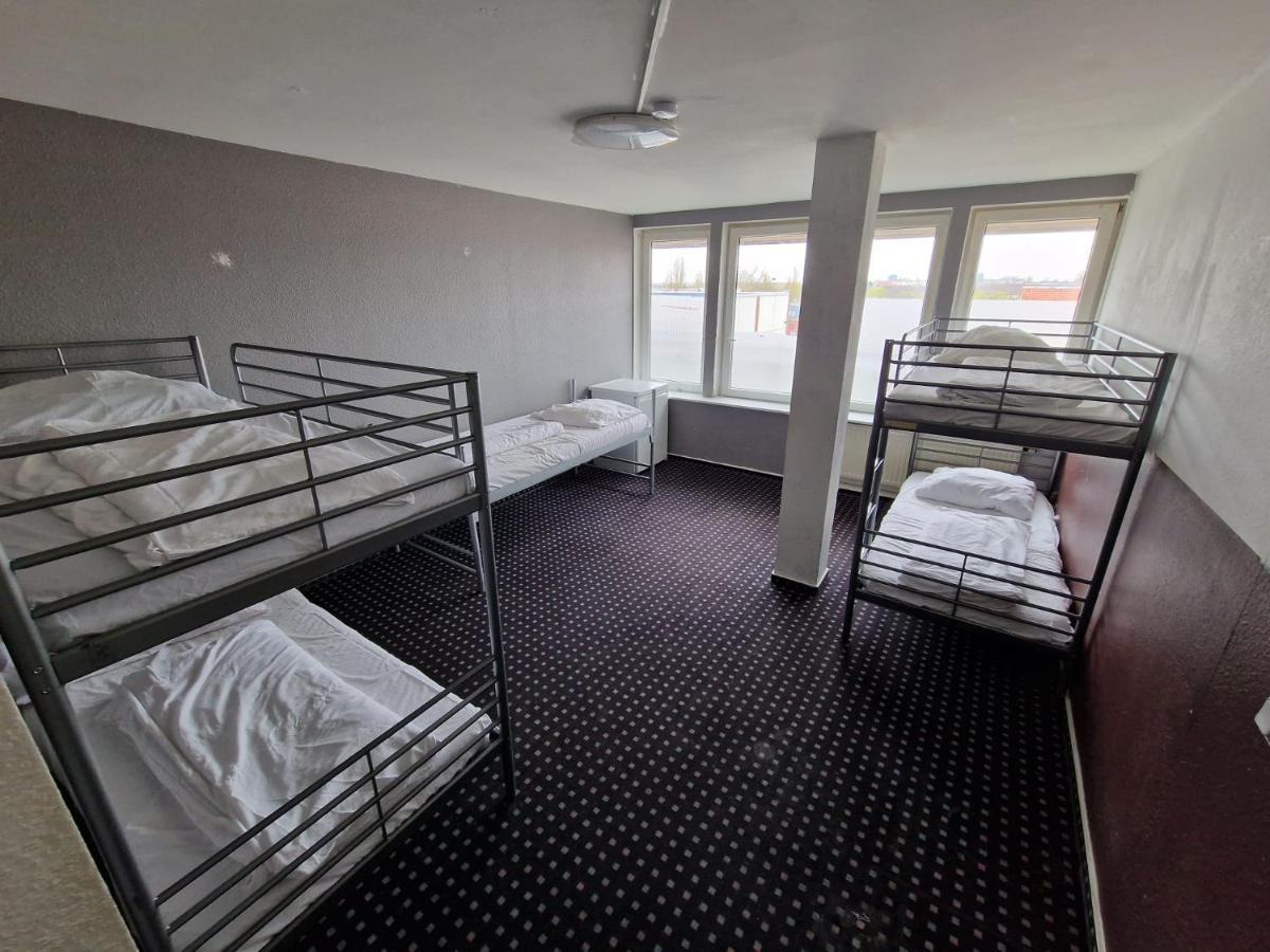 Isas Hostel Берлін Екстер'єр фото