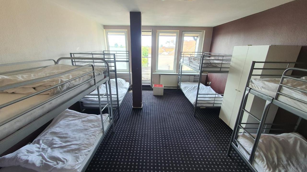 Isas Hostel Берлін Екстер'єр фото